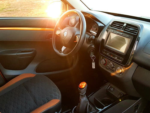 Imagen 7 de 18 de Renault Kwid Outsider 2021 Igual A 0km Permuto Auto Usado