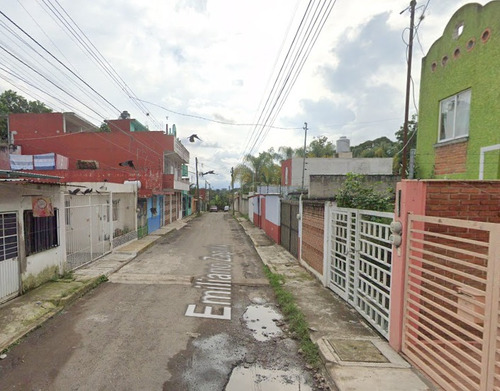 Sk01- Oportunidad. Casa En Remate Bancario En C. Emiliano Zapata, Rafael Hernandes Ochoa, Coatepec, Ver. (solo Recursos Propios)
