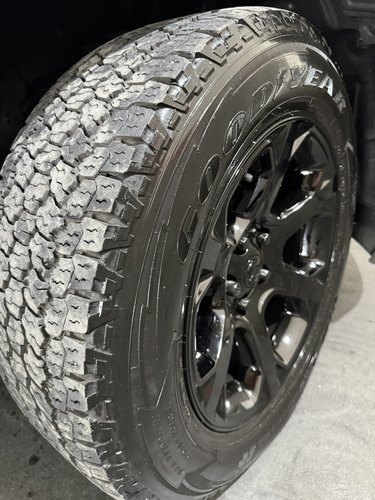 RAM 1500 5.7 Laramie Atx V8
