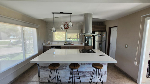 Casa En Venta En El Barrio Santa Rita Canning San Vicente