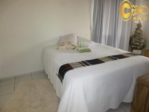 Duplex Com 4 Dormitório(s) Localizado(a) No Bairro Centro Em Balneário Piçarras / Balneário Piçarras - 424