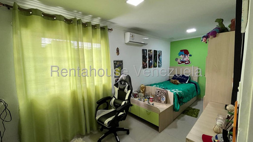 Casa En Venta En Campo Claro 3 Niveles Caracas Angela Tochon