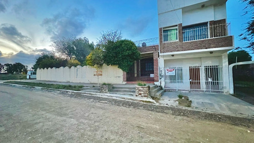 Las Grutas. Dos Propiedades Contiguas En Venta, Juntas O Por Separado. Precios Negociables