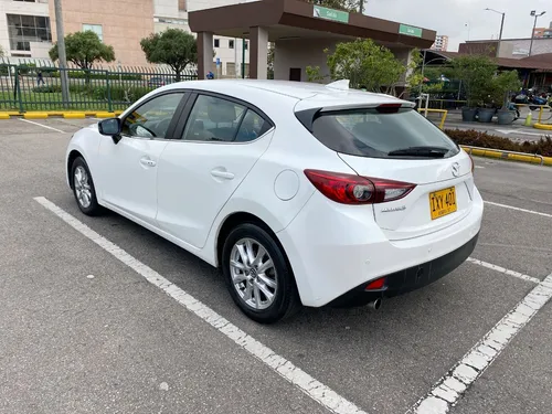 Mazda 3 2.0 Touring
