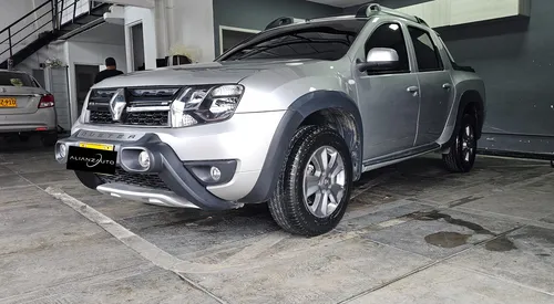 Renault Duster Oroch 2.0 Intens