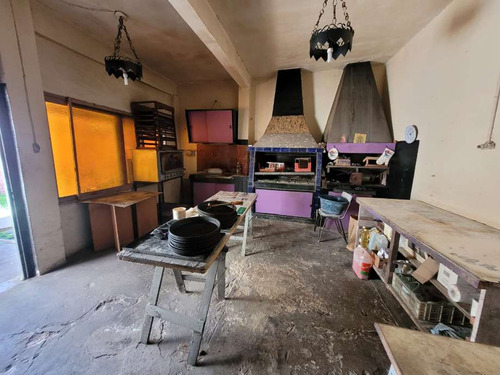 Casa En Venta En Remedios De Escalada Este