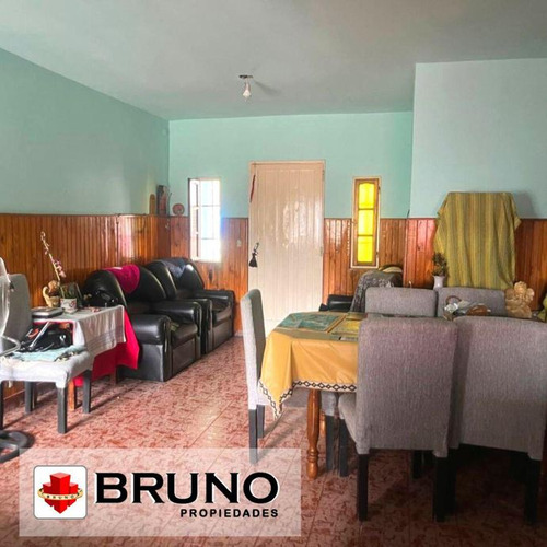 Casa En Venta En Parque San Martin