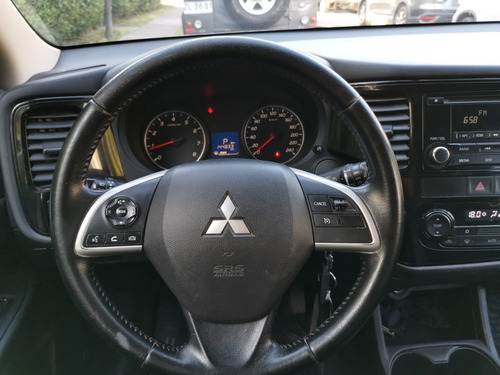 Mitsubishi Outlander At 4x2 2014