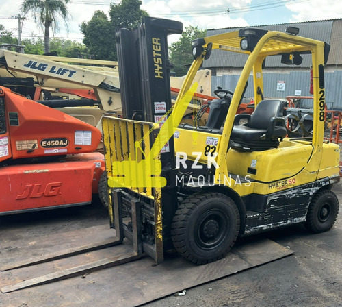 Empilhadeira Hyster 50 2,5 Ton - 2011