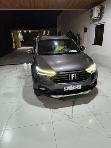 Fiat Strada 1.3 Volcano Cab. Dupla 16v Flex 4p 5 marchas