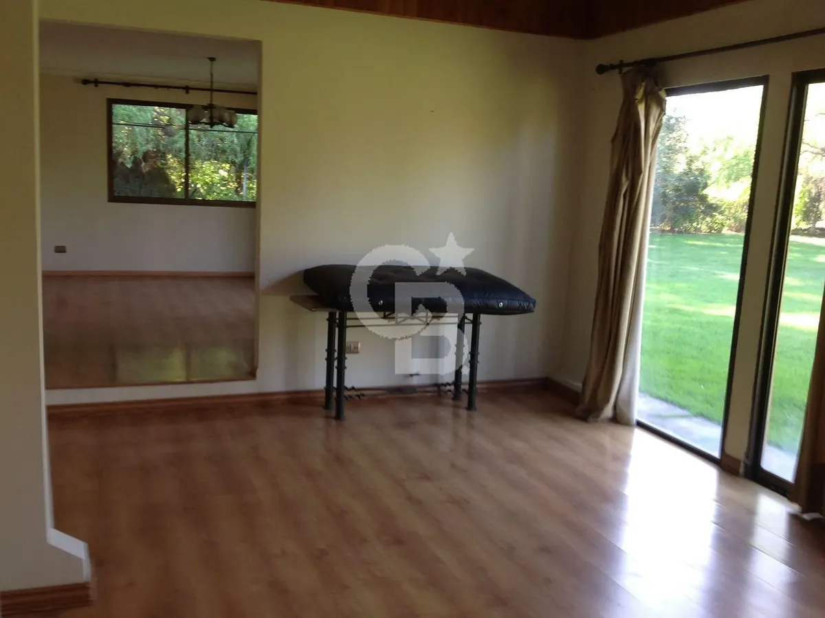 Imagen 5 de 12 de Arriendo Casa En Colina: Tranquilidad Y Comodidad