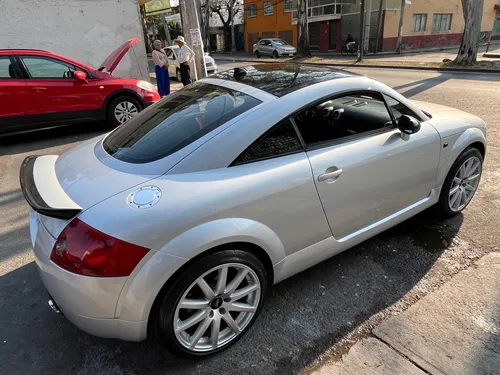 Audi TT 1.8 Turbo Front 5vel At