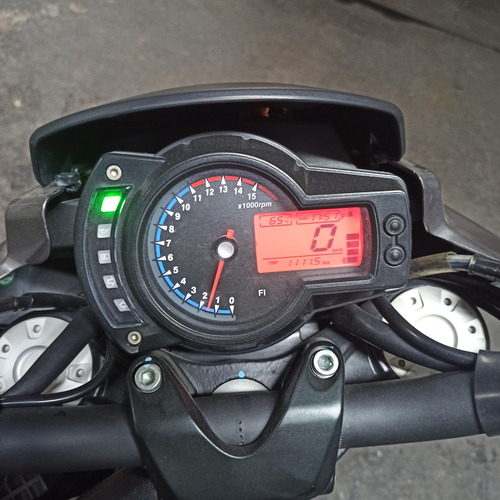 Moto Rk6, 2023, Solo 1200 Kms Sin Detalles, Como Nueva
