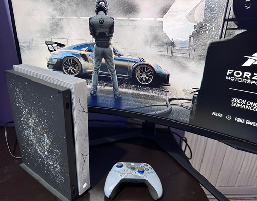 Xbox One X Gears 5 Limited Edition Blanco (Usado)