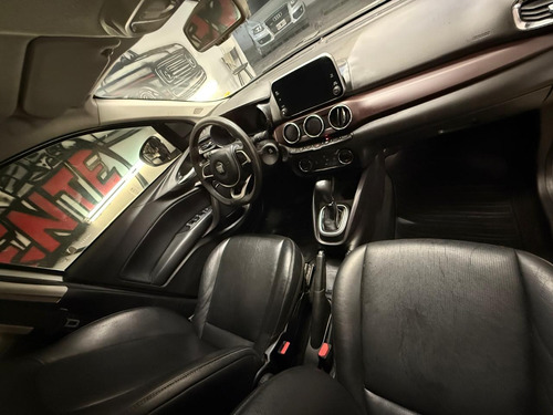 Fiat Cronos 1.8 16v Precision At6 Pack Premium