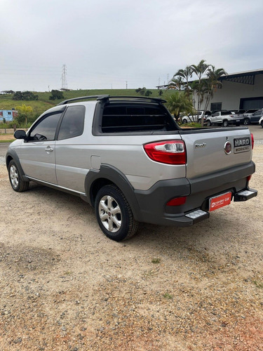 Imagem 3 de 7 de Fiat Strada 1.4 Mpi Hard Working Cd 8v 2018