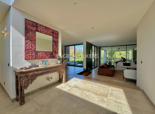 Espectacular Casa En Venta, Las Brisas