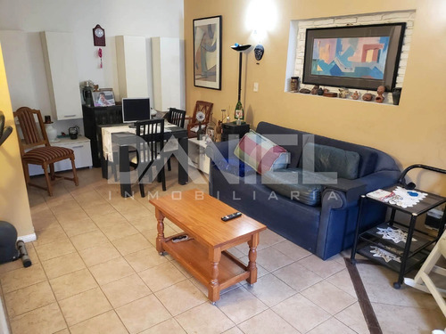 Venta Retasado !!!! Excelente Chalet Sobre Lote De 10 X 40.