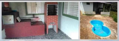 Chácara Em Soledade De Minas , Com 4550 M2, Piscina E Área Gourmet. - 496