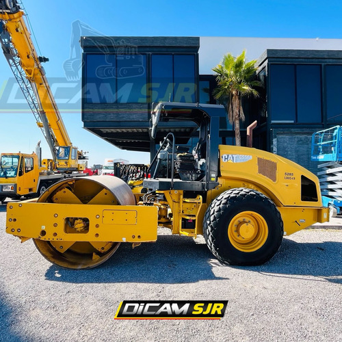 Vibrocompactador Caterpillar Cs56b Año 2014 0549 H149