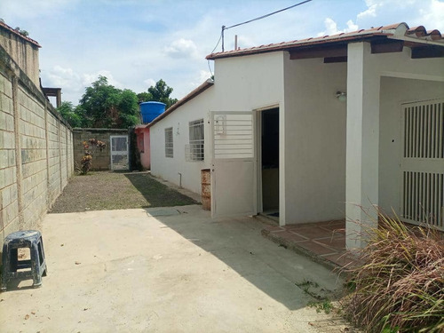 Imagen 4 de 9 de Casa En Venta Santa Cruz Urbanizacion Corocito