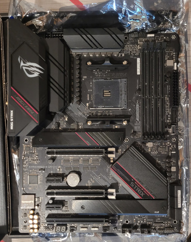 Placa Mãe Asus Rog Strix B550-e Gaming Am4 Completa Comonova Preto (Usado)