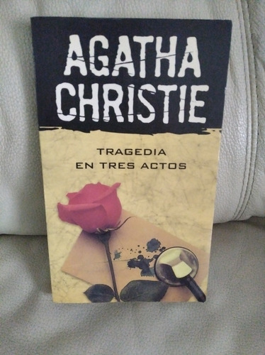 Tragedia En Tres Actos. Agatha Christie.