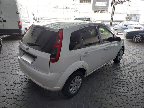 Imagem 3 de 12 de Ford Fiesta 1.0