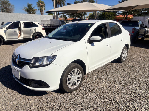 Renault Logan 1.6 Expression Hi-power 4p