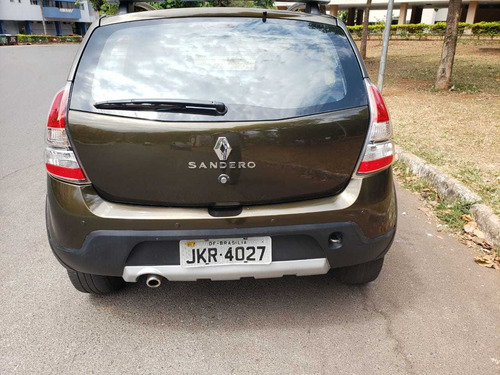 Renault Sandero Stepway 1.6 16v Hi-flex Aut. 5p 2014