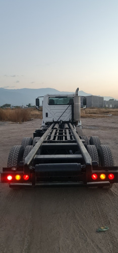 Imagen 6 de 15 de International Roll Off 2013 Equipo Galbreath 60 Mil Libras