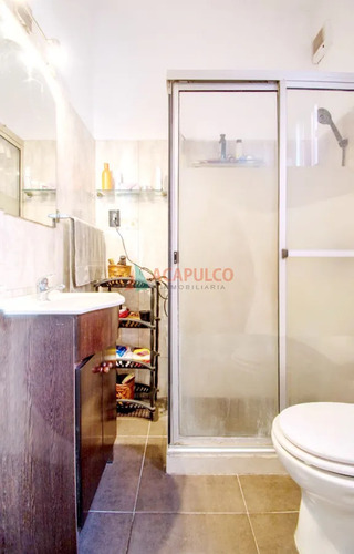 Venta Casa 3 Dormitorios Garaje Pocitos Nuevo