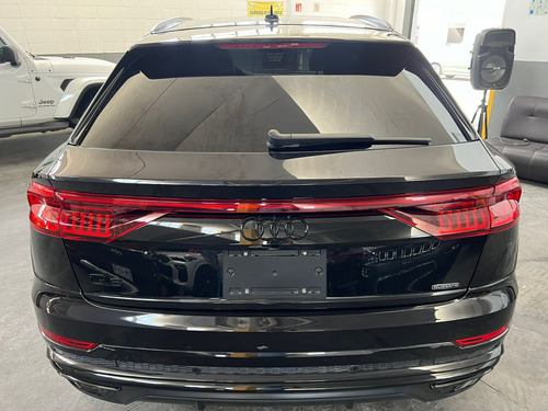 Audi Q8 S Line 2021
