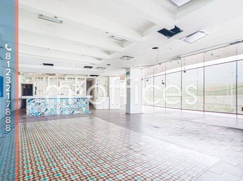 Renta De Local Comerciales De 240.87 M2 Al Poniente De San Pedro