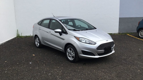 Imagen 2 de 15 de Ford Fiesta 4 Puertas