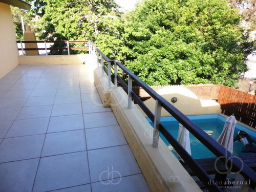 Imagen 19 de 25 de Mansa A Metros Del Mar, Chalet De 5 Dormitorios, 3 Baños Y Piscina Climatizada.- Ref: 54487