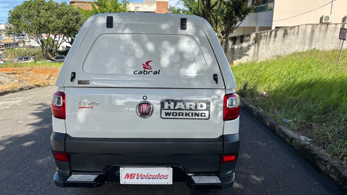 Fiat Strada 1.4 Hard Working Cab. Dupla Flex 3p
