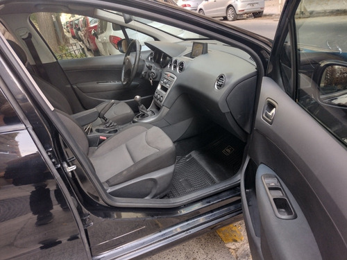 Imagen 10 de 13 de Peugeot 308 2013 1.6 Allure