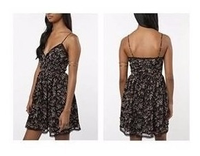 Vestido Fiesta Civil Flores Urban Outfitters