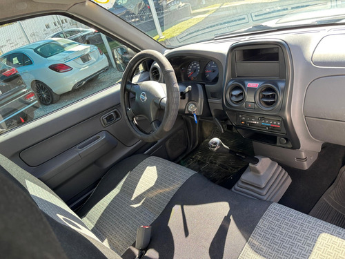 Nissan NP300 2.5 Diesel Chasis 4x2 Mt