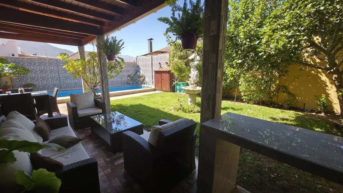 Imagen 1 de 28 de Casa 6d/3b En Arriendo - Piscina, Quincho Y Más, La Serena