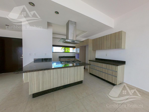 Casa En Renta En Cancun Arbolada