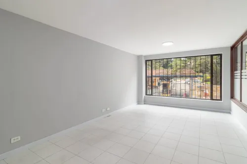 Oficina En Arriendo/venta En Chapinero. Cod A15603