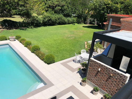 Imagen 9 de 30 de Venta Casa 5 Amb En Club De Campo Los Pinguinos, Ituzaingo