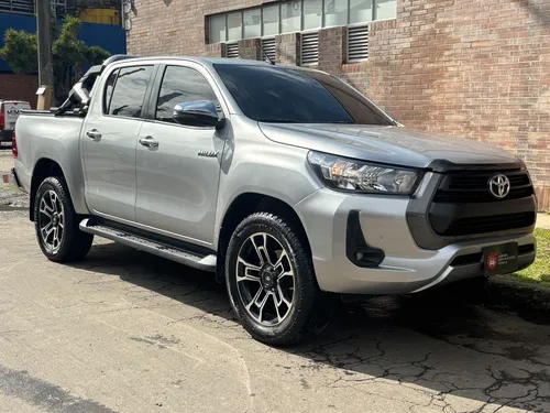 Toyota Hilux 2.4l