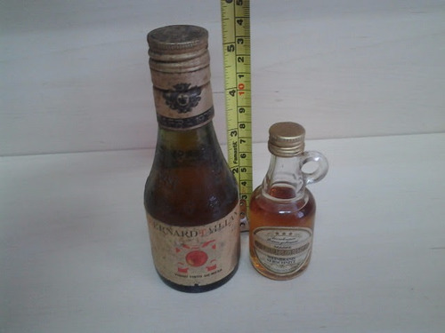 Miniatura Conhaque Alemão E Vinho