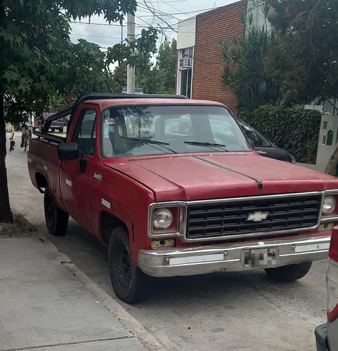 Chevrolet C-10 C10 pick up 1977, motor Perkins 4 cilindros andando