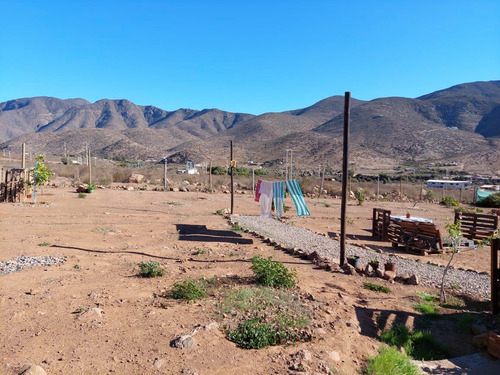 Se Vende Terreno De 5567 Mts2 Con Casa, 3 Dorm. 2 Baños.