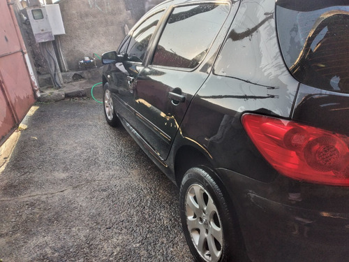 Imagem 5 de 9 de Peugeot 307 2008 1.6 Presence Flex 5p