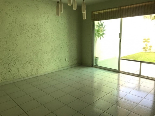Imagen 2 de 11 de Casa En Renta En Fraccionamiento Bugambilias